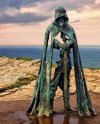 Statue of King Arthur located in a castle in Cornwall.jpg